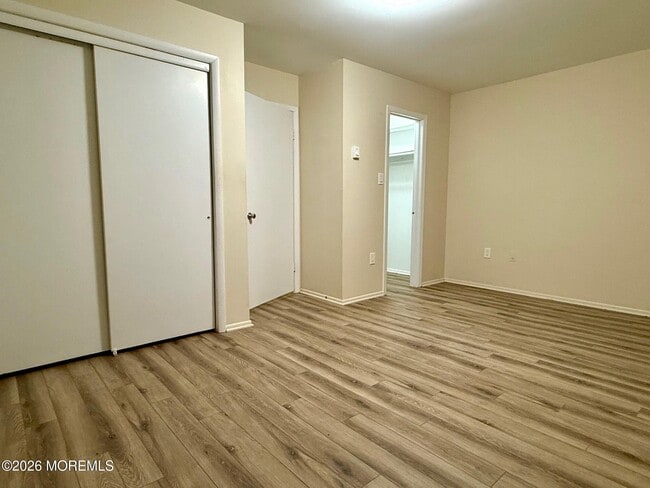 Building Photo - 169 Amberly Dr