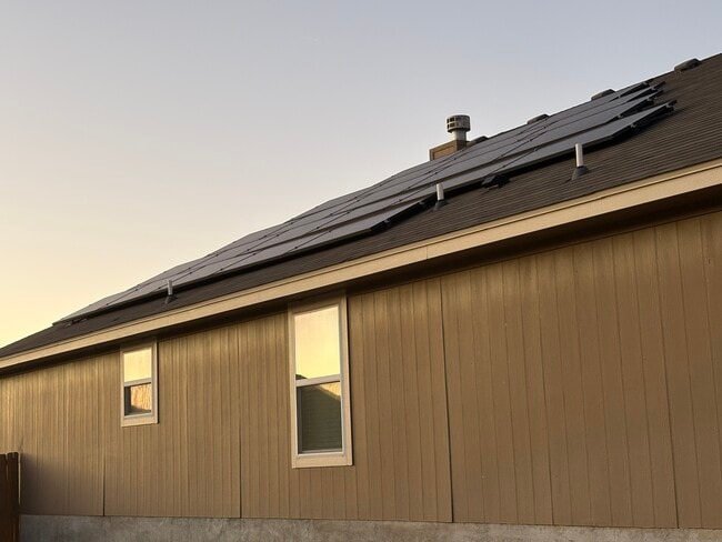 Primary Photo - 801 Ross Rd