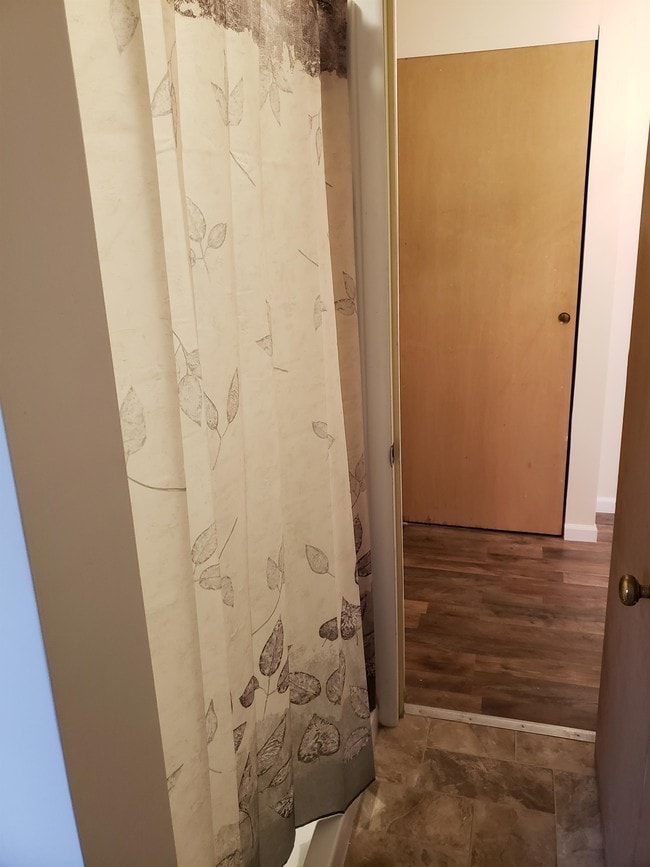 Building Photo - 2149 Evergreen Rd