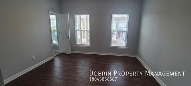 Building Photo - 1512 W Leigh St