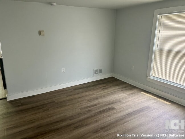 Building Photo - 79 St Charles St