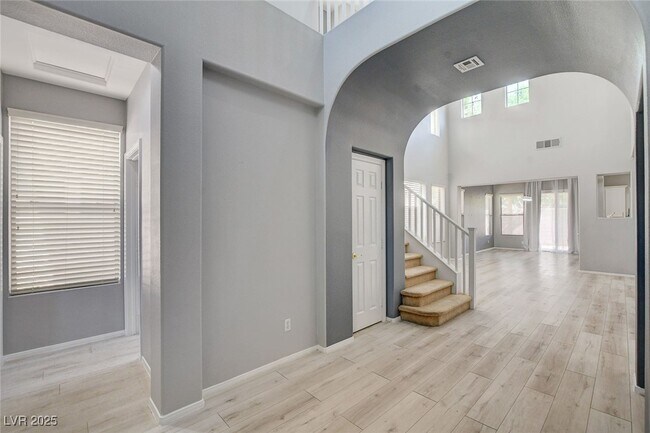 Building Photo - 10482 Calico Pines Ave