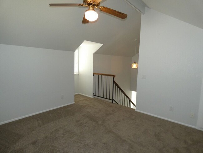 Building Photo - Spacious Orcutt Area Home in Gated Community