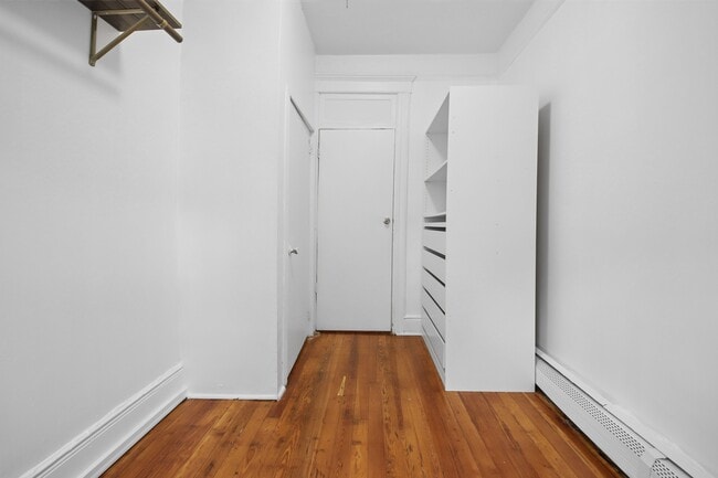 Building Photo - 122A Baldwin Ave