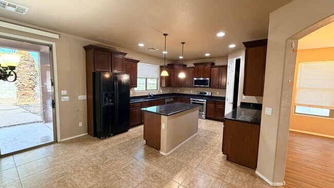 Building Photo - 17928 N Kari Ln