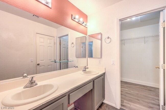 Building Photo - 1425 Bow Creek Ct