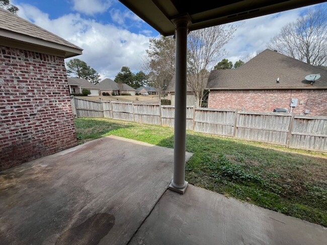 Building Photo - Updated 3BR/2BA Home for Rent in Madison, MS!