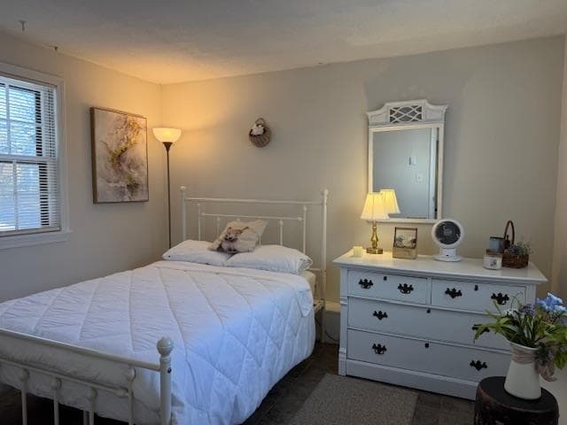 Building Photo - 172 Northwest St