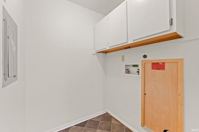 Building Photo - 2606 Sandarac Ln