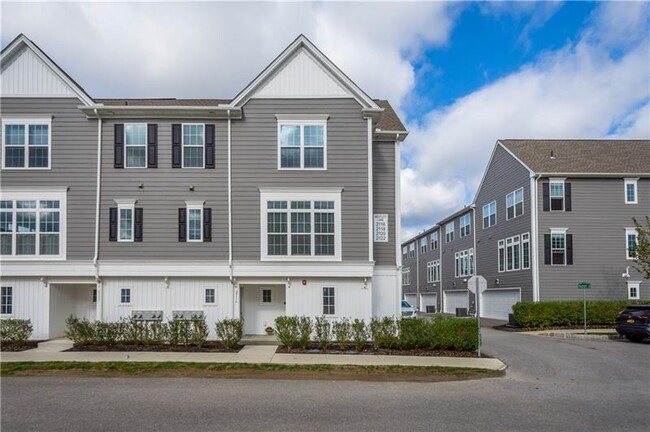 Building Photo - 2116 Westcott Ln