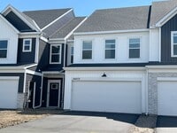 Building Photo - 14473 103rd Pl N