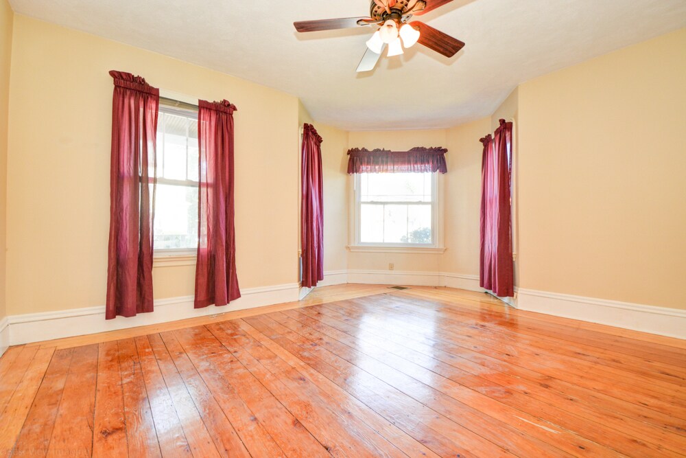 Building Photo - 48 South St