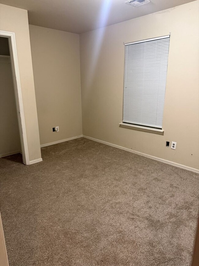 Building Photo - 11817 NW 7th St