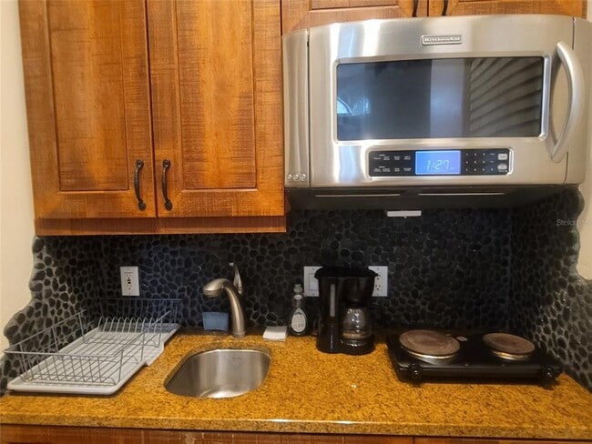 Building Photo - 1953 Freedom Dr