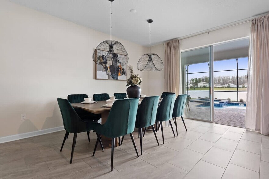 Building Photo - 2861 Bookmark Dr