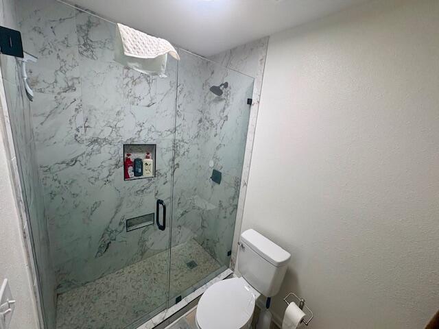 Building Photo - 117 Lincolnshire Dr