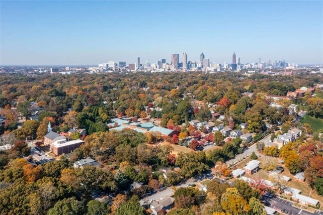 Building Photo - 987 Alloway Pl SE