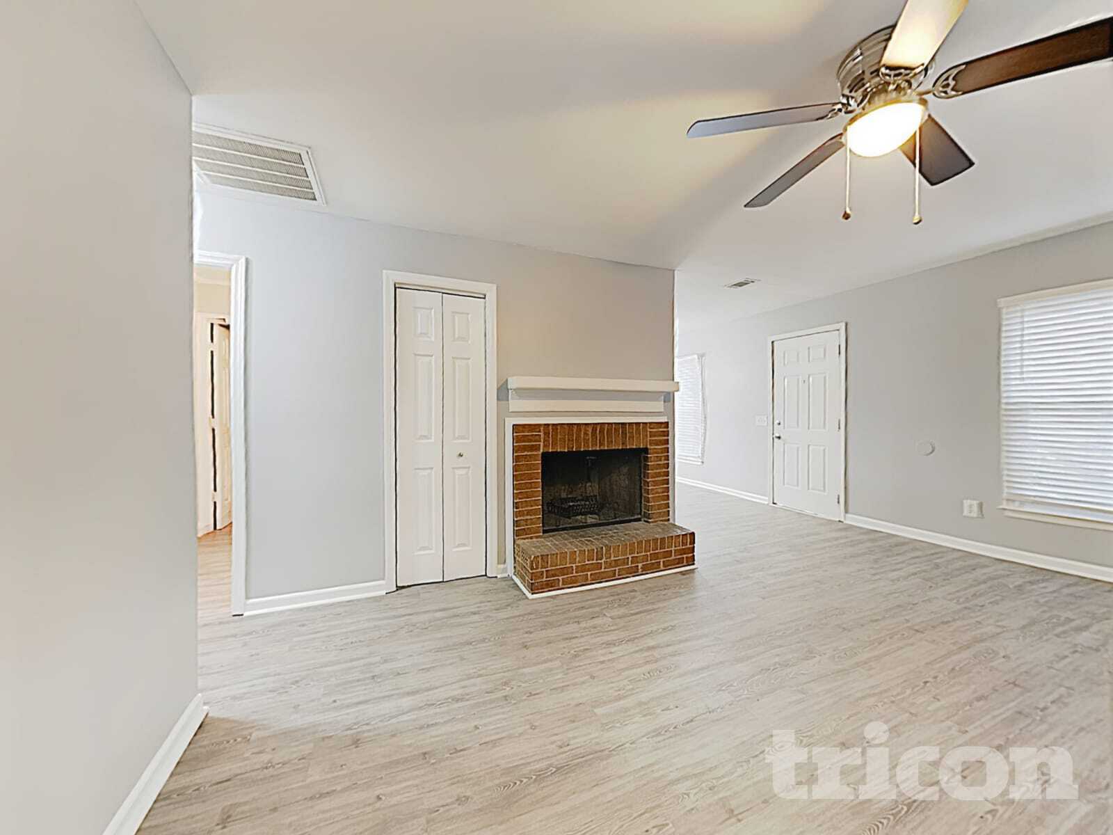 Building Photo - 202 River Song Rd