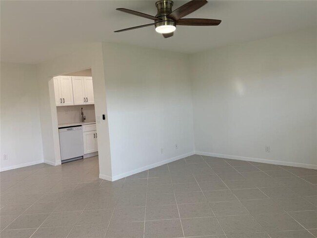 Building Photo - 768 Normandy Trail