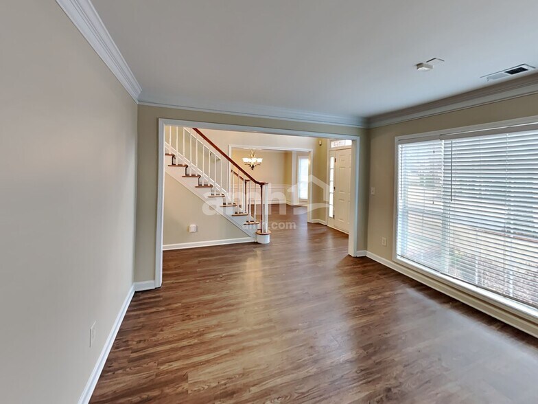 Building Photo - 2528 Howell Farms Way NW