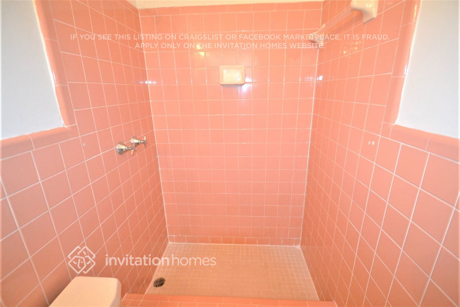 Building Photo - 6816 SW 12th St