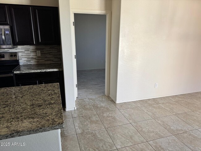 Building Photo - 1026 N 169th Ave