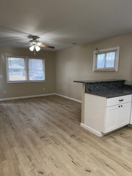 Building Photo - 901 Haledon Rd