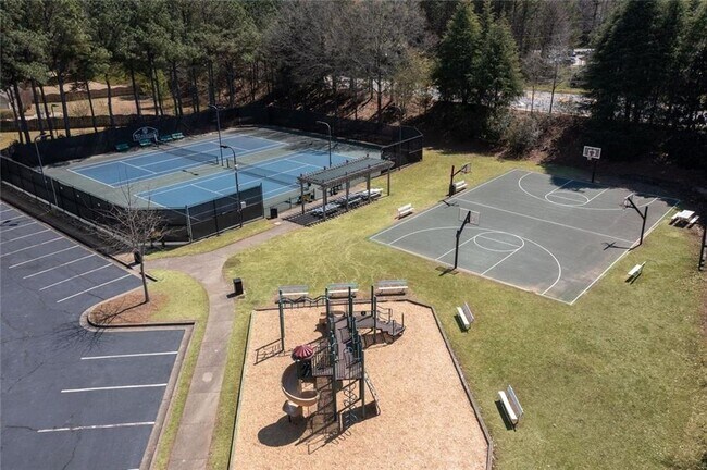 Building Photo - 12857 Waterside Dr