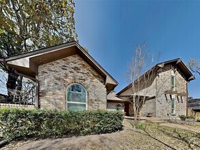 Building Photo - 9614 Millridge Cir