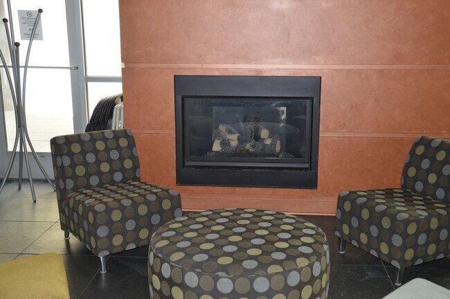 Building Photo - JULY MOVE-IN SPECIAL! $350 OFF! Amazing Ca...