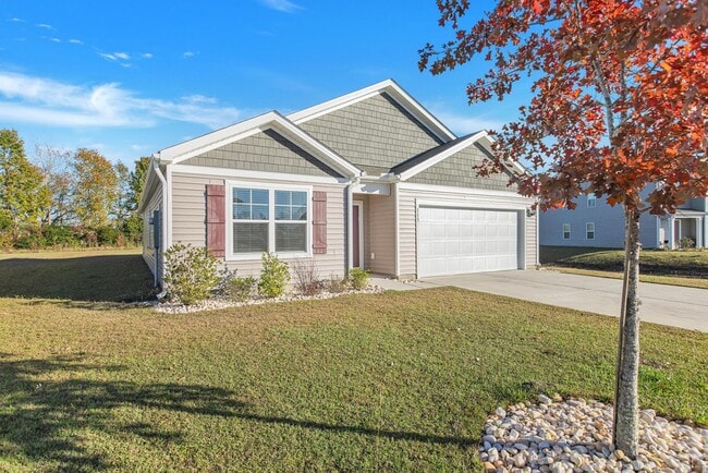 Building Photo - Move in Special- move-One Month Waived Rent with a lease signed by 12/31!!!