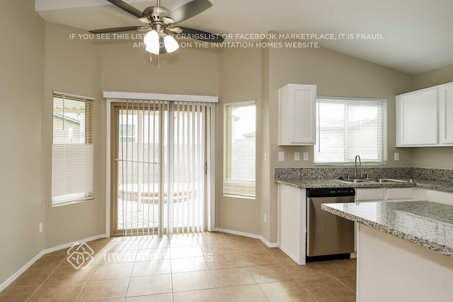 Building Photo - 6557 Shining Sand Ave