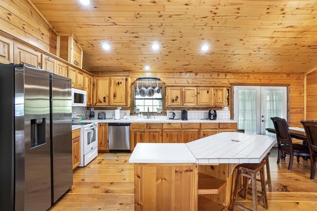 Building Photo - 1700 Co Rd 270