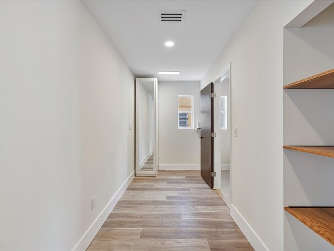 Building Photo - 203 NE 107th St