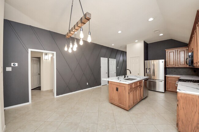 Building Photo - 27427 Channing Springs Dr