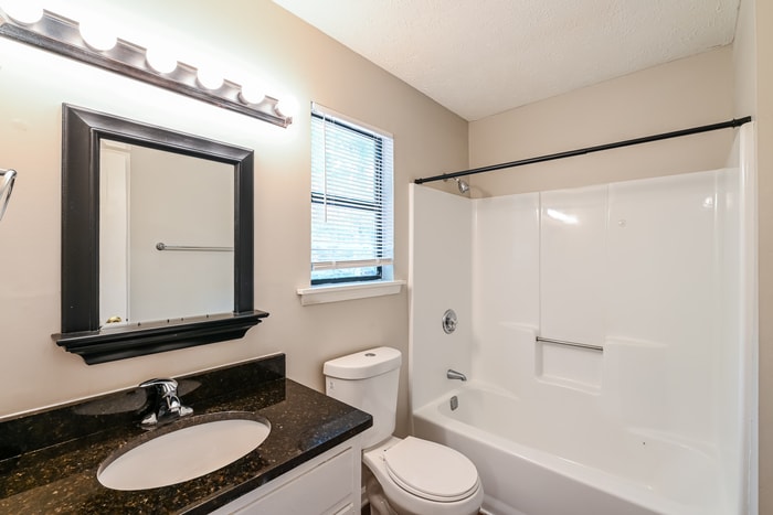 Building Photo - 5205 Birdlake Dr NW