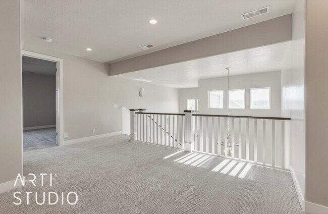 Building Photo - 3933 S Steeplechase Rd