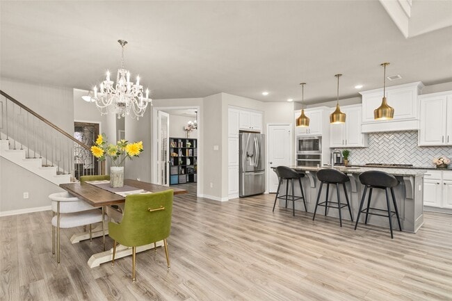 Building Photo - 3707 Lake Falls Dr