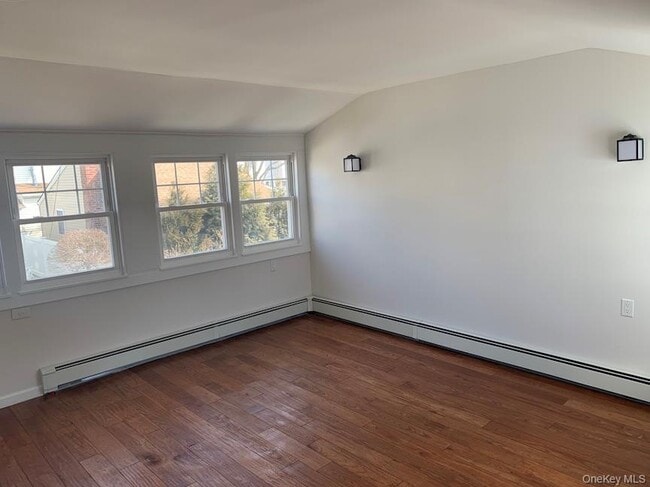 Building Photo - 10 Kirgan Ct