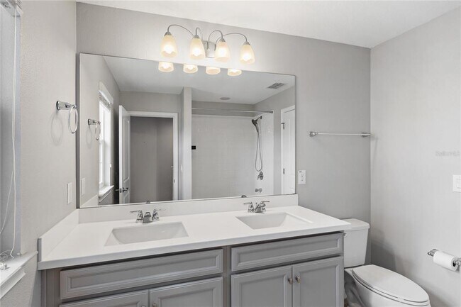 Building Photo - 5007 Sunnyside Ln