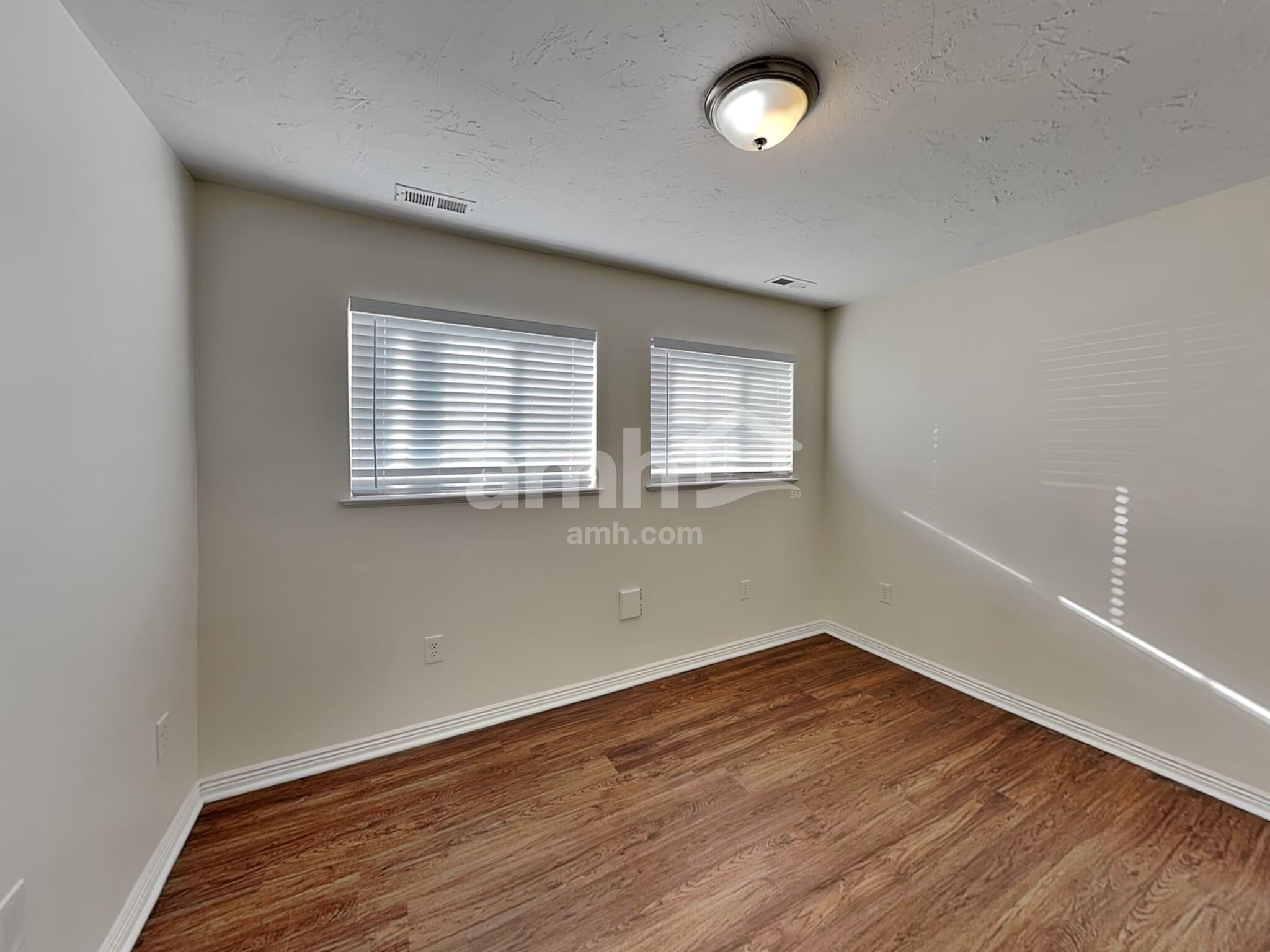 Building Photo - 2602 W 4050 S