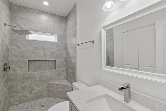 Building Photo - 760 Juneau Ct