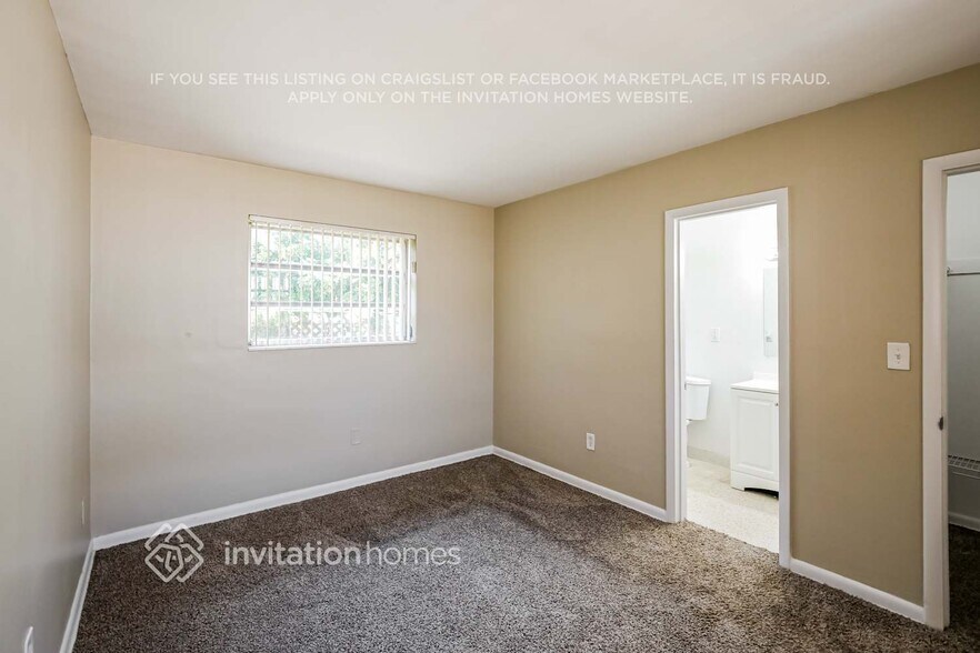 Building Photo - 18014 NW 78th Pl