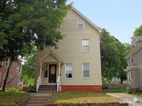 Building Photo - 116 S Orchard St