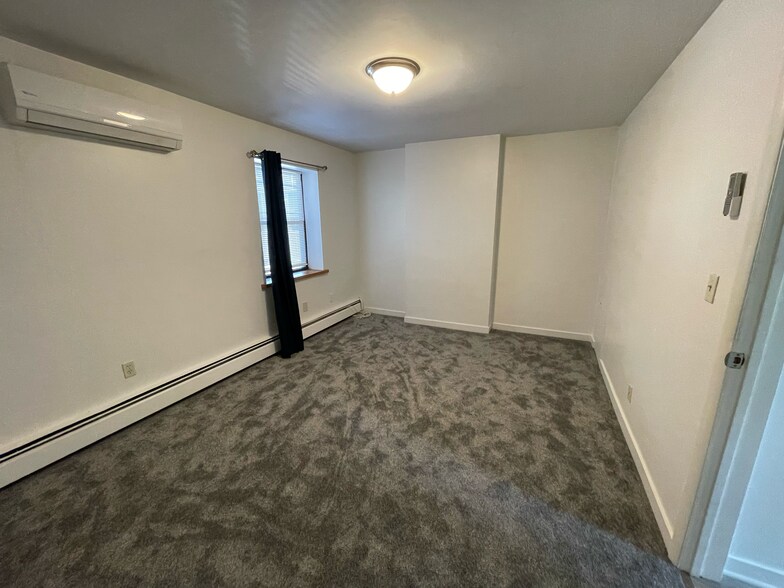 Building Photo - 307 Freeport Rd