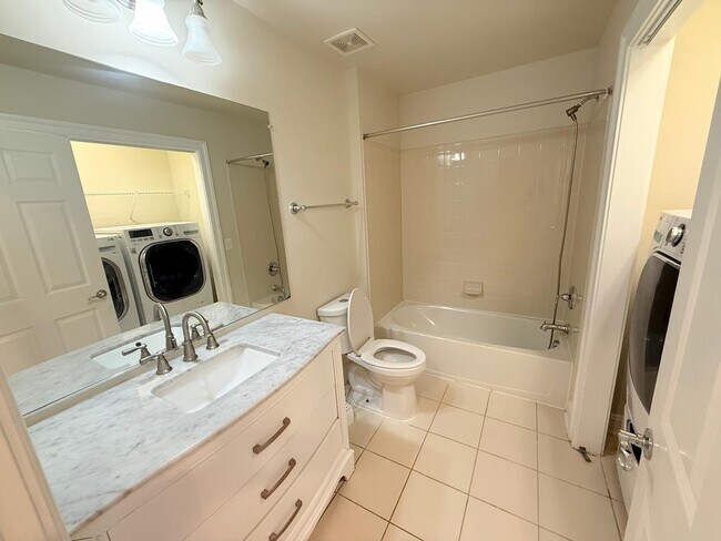 Building Photo - 42689 Tunstall Terrace