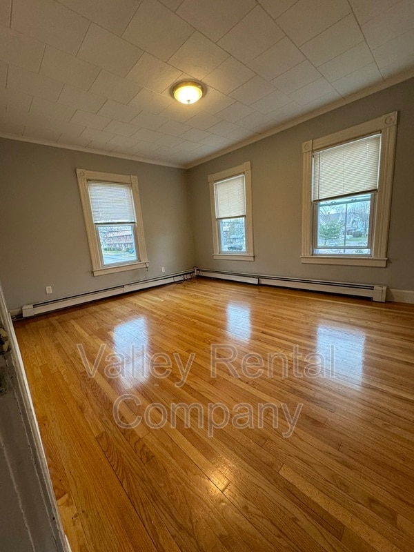 Building Photo - 86 Bridge St