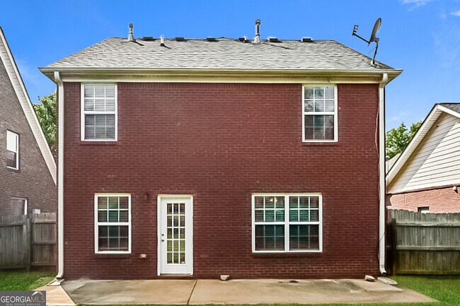 Building Photo - 257 Long Dr