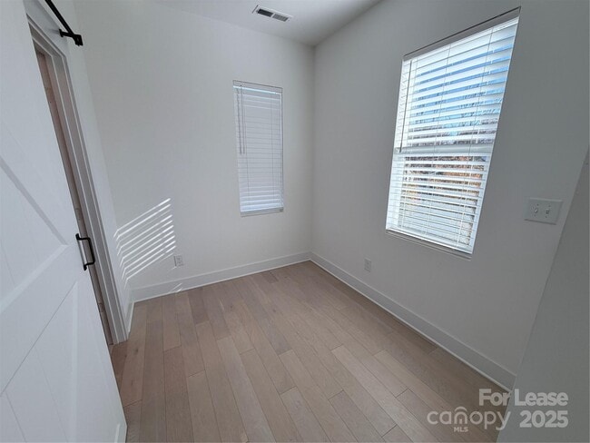 Building Photo - 2009 Hamorton Pl