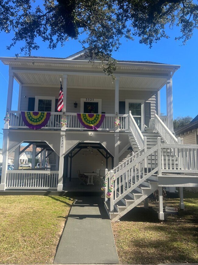 Building Photo - 4 Bedroom with Office Space Near Tulane/Lo...